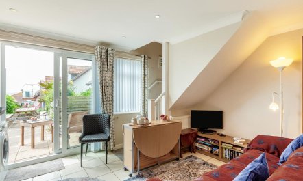 2 Bed in Weymouth 3