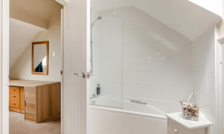 2 Bed in Weymouth 9