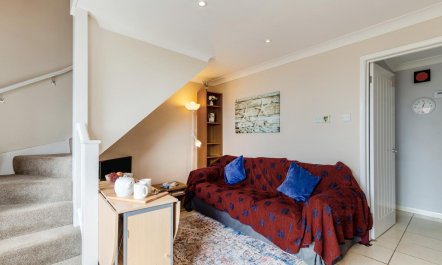 2 Bed in Weymouth 5