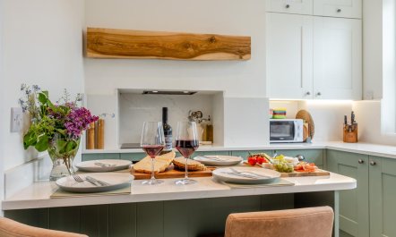 2 Bed in Ashford-in-the-Water 9