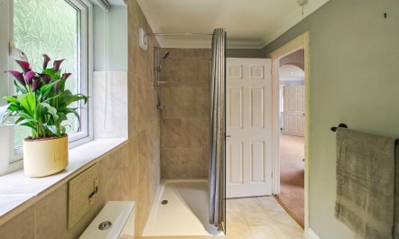 1 Bed in Winterborne Zelston 8