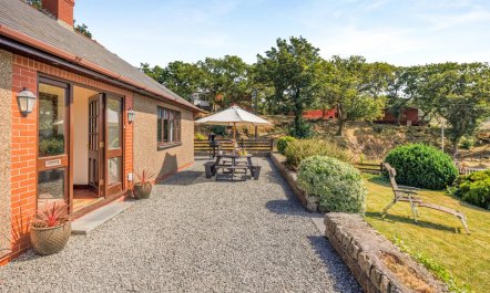 3 Bed in Tywyn