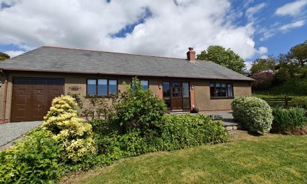 3 Bed in Tywyn
