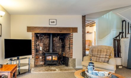 4 Bed in Shorwell 6