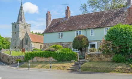4 Bed in Shorwell