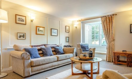 4 Bed in Shorwell 5