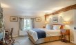 4 Bed in Shorwell 6
