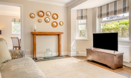 2 Bed in Newport 9