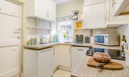 3 Bed in Windermere 6