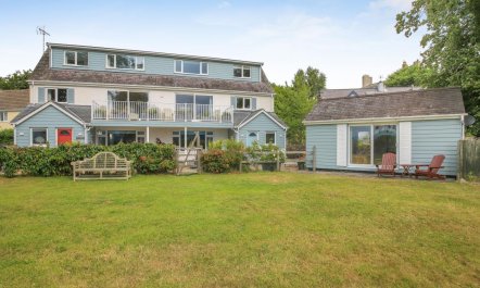 5 Bed in Beaumaris