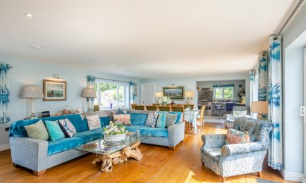 5 Bed in Beaumaris 6
