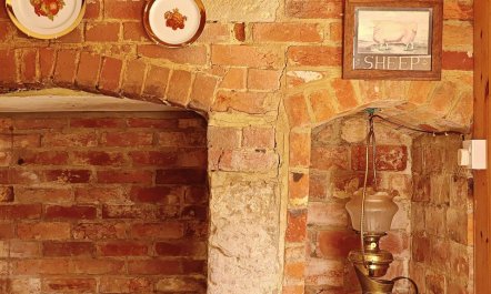 2 Bed in St. Lawrence 8