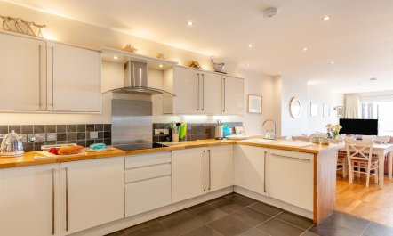 3 Bed in Croyde 2