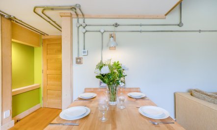 1 Bed in West Wittering 8