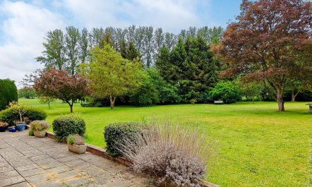 4 Bed in Postwick 1