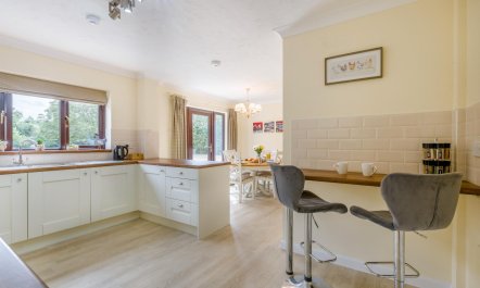 4 Bed in Postwick 3