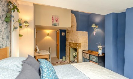 2 Bed in East Morton 9