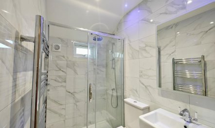 2 Bed in Adgestone 3
