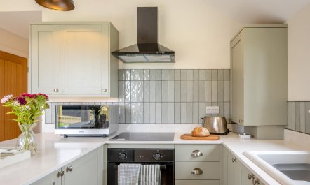 2 Bed in Adgestone 7