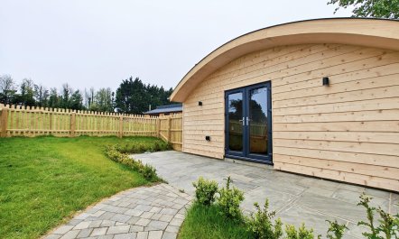 2 Bed in Adgestone 6