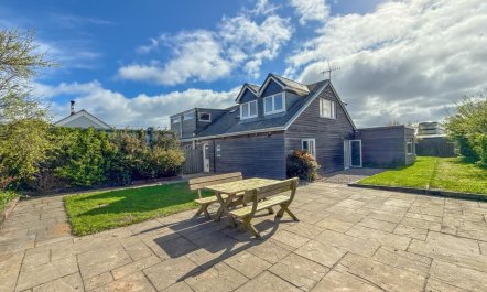 4 Bed in Cresswell 1