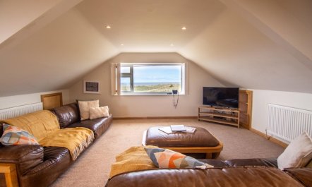 4 Bed in Cresswell 2
