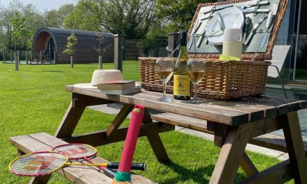 1 Bed in Runham 1