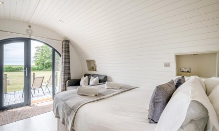 1 Bed in Runham 2