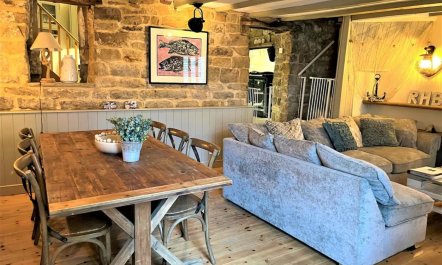 3 Bed in Robin Hoods Bay, Whitby 4