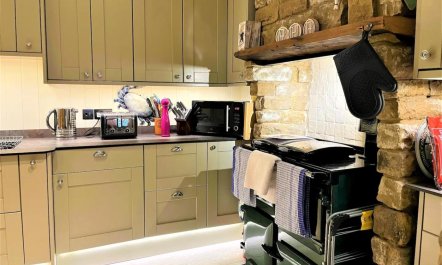 3 Bed in Robin Hoods Bay, Whitby 7