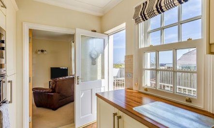 5 Bed in Aberaeron 6