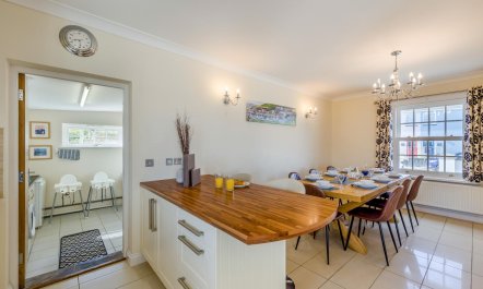 5 Bed in Aberaeron 8