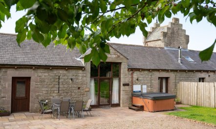 3 Bed in Heads Nook 3
