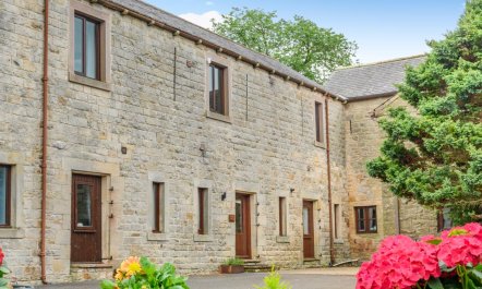 3 Bed in Heads Nook 4
