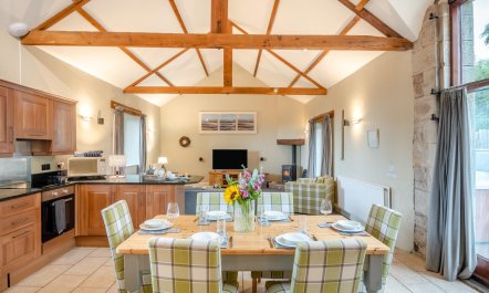 3 Bed in Heads Nook