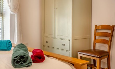 2 Bed in Cotmore 7