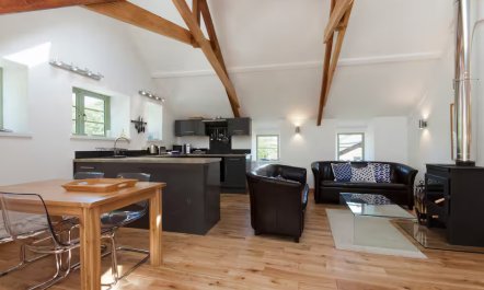 2 Bed in Cotmore 1