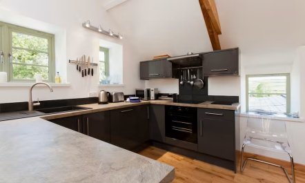 2 Bed in Cotmore 4