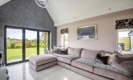 3 Bed in Bryngwran 1