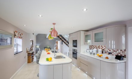 3 Bed in Bryngwran 2