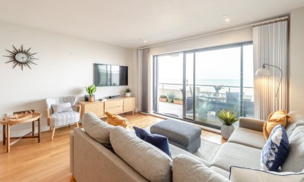 3 Bed in Westward Ho 2