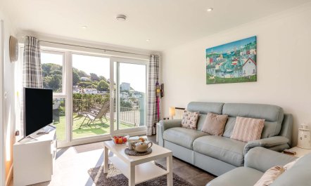 2 Bed in Millendreath 1