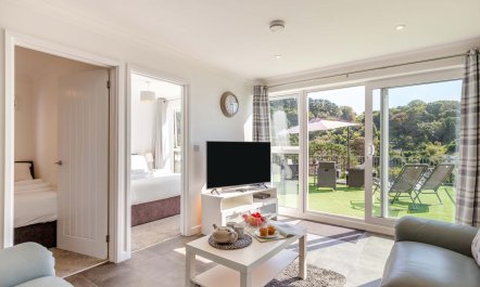 2 Bed in Millendreath 2