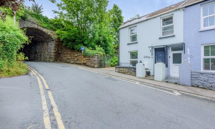 4 Bed in Tenby 4