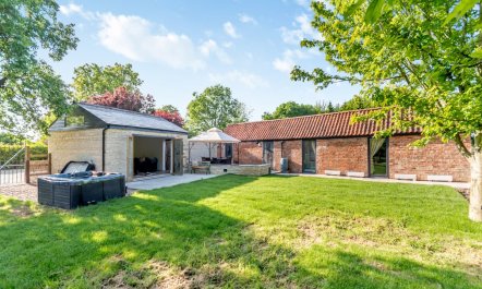 2 Bed in Burton Pedwardine