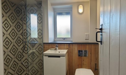 2 Bed in Tregurrian, Watergate Bay 5