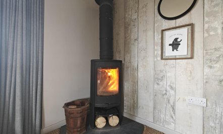 2 Bed in Tregurrian, Watergate Bay 6