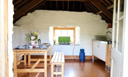 1 Bed in Lanteglos 1