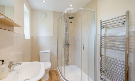 3 Bed in Scalby 5