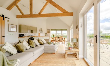 2 Bed in Hilmarton 3